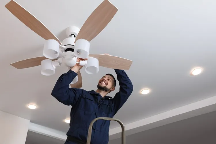 How to Set Your Ceiling Fan for Summer